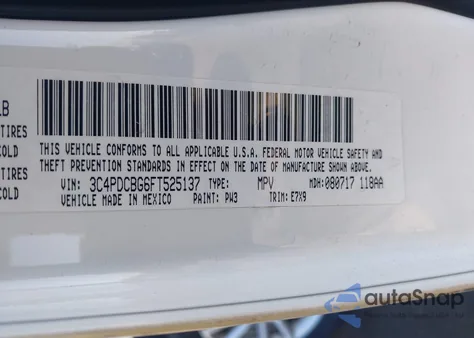 2015 Dodge Journey Sxt z USA, uszkodzony, nr VIN 3C4PDCBG6FT525137